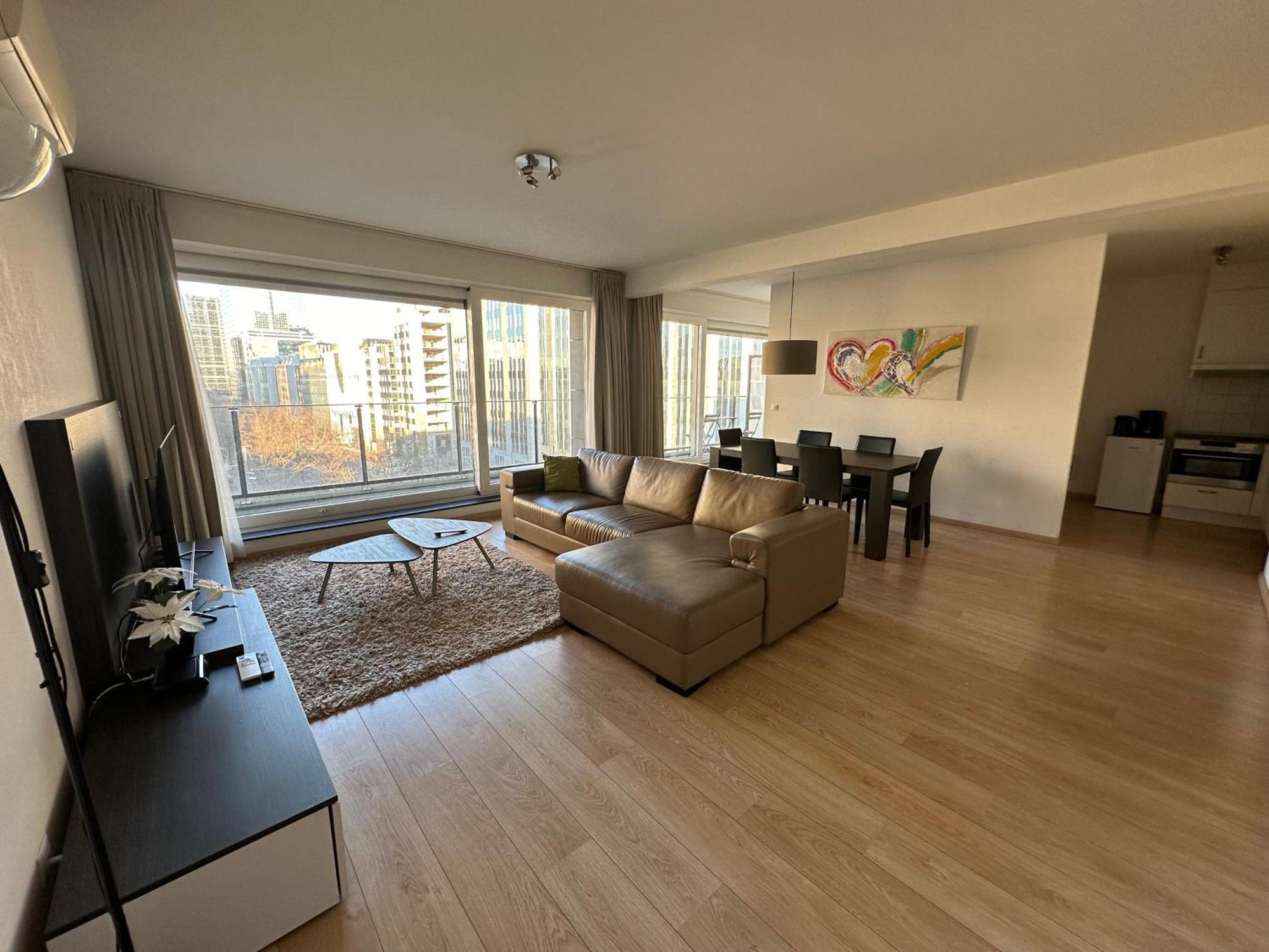 2 Bedroom Apartment In Center With Balcony Брюссель Екстер'єр фото